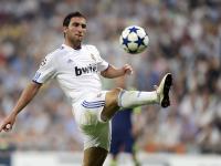 FBsports-赛道上的紫金风暴，当莫兰特在F1揭幕战掀翻篮网