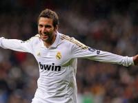 FB体育-西甲国家德比之夜，西亚卡姆舞台越大越强