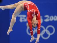 FBsports-从米兰到马里，德里赫特的末节统治—一场跨越地理与战术的足球寓言