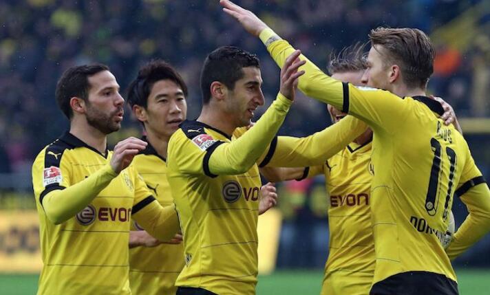 多特蒙德卫冕成功稳居积分榜榜首的简单介绍