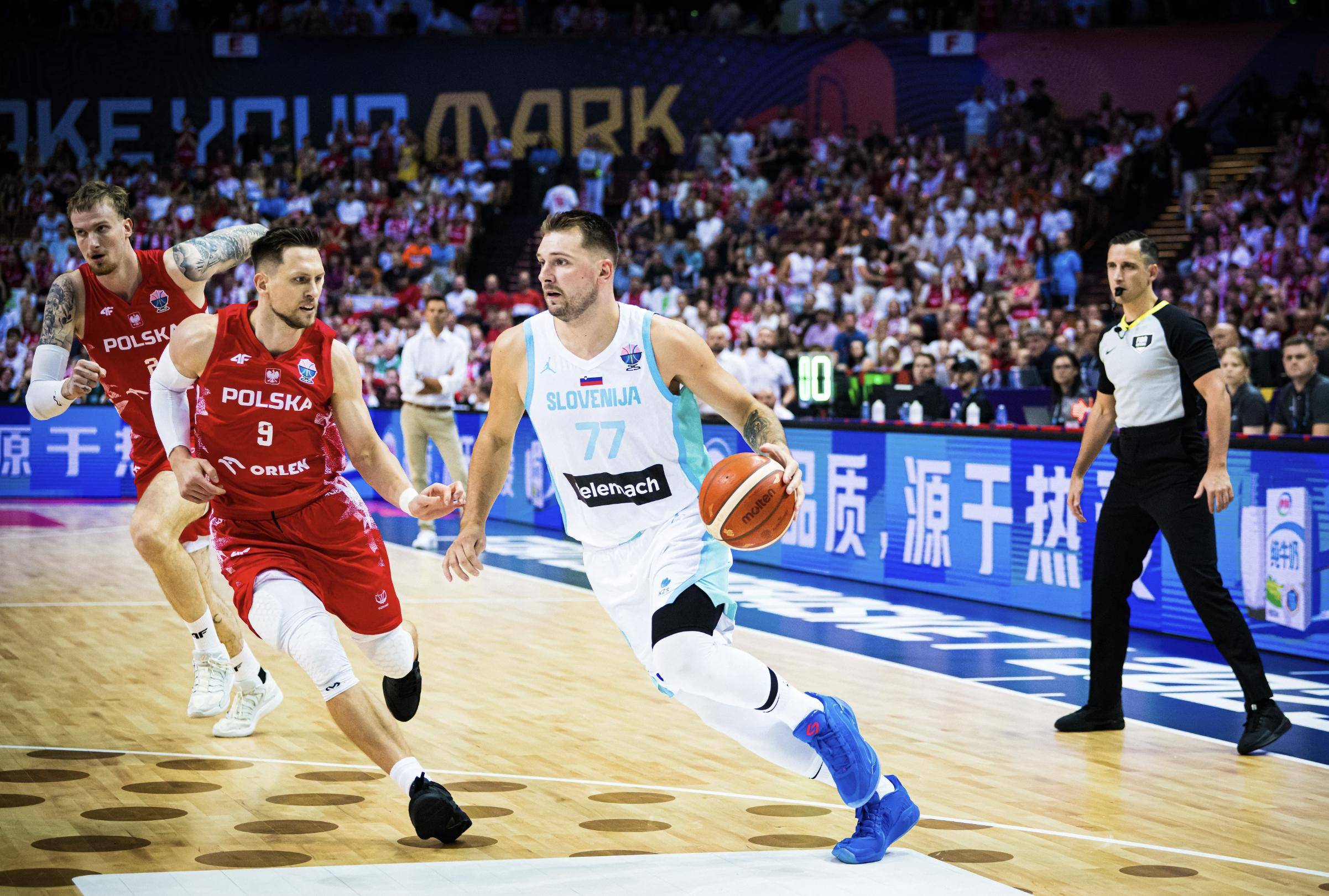 欧锦赛预选赛波兰大胜，为冲击决赛阶段加分